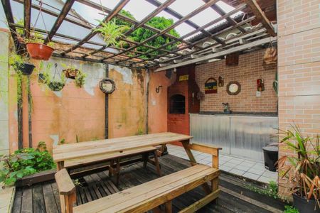 Casa à venda com 95m², 2 quartos e sem vaga