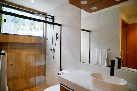 Casa para alugar com 280m², 4 quartos e 3 vagasBanheiro da Suíte 2