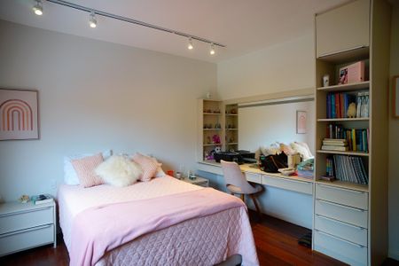 Casa para alugar com 280m², 4 quartos e 3 vagasSuíte 1