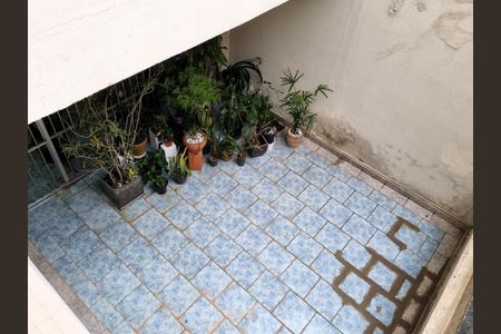 Apartamento à venda com 68m², 2 quartos e 1 vagaFoto 01