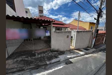 Casa à venda com 125m², 2 quartos e 1 vagaFachada