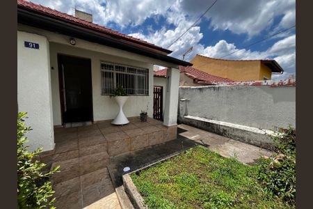 Casa à venda com 125m², 2 quartos e 1 vagaFachada/Jardim