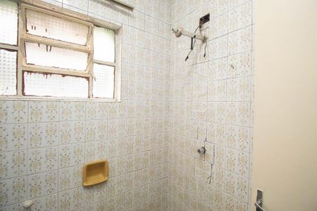 Casa para alugar com 100m², 2 quartos e 1 vaga Casa para alugar com 100m², 2 quartos e 1 vagaBanheiro Social