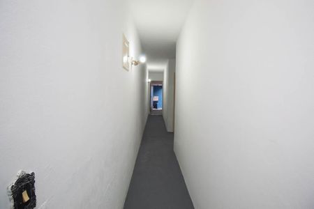 Corredor de casa para alugar com 2 quartos, 100m² em Jardim Brasil , São Paulo