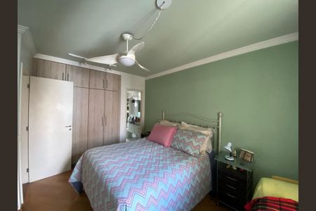 Apartamento à venda com 125m², 3 quartos e 3 vagasQuarto