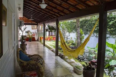 Casa à venda com 500m², 8 quartos e sem vaga