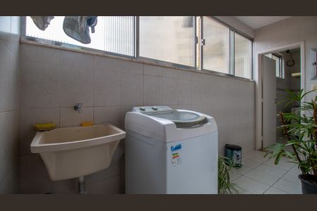 Apartamento à venda com 120m², 3 quartos e 1 vagaÁrea de Serviço