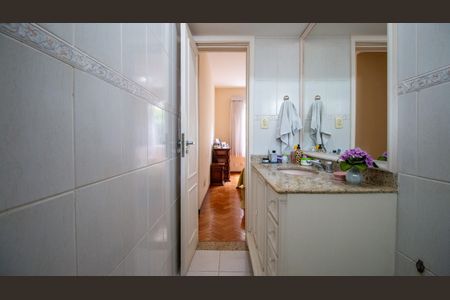 Apartamento à venda com 120m², 3 quartos e 1 vagaBanheiro Suíte