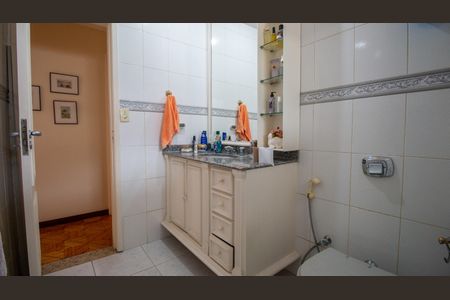 Apartamento à venda com 120m², 3 quartos e 1 vagaBanheiro Social