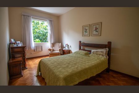 Apartamento à venda com 120m², 3 quartos e 1 vagaSuíte