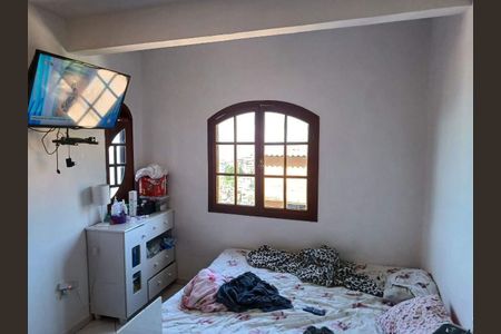 Casa à venda com 80m², 2 quartos e sem vaga