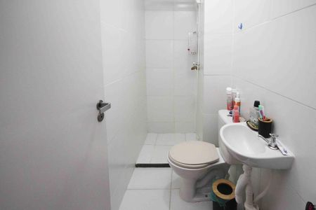 Apartamento para alugar com 33m², 2 quartos e sem vagaBanheiro