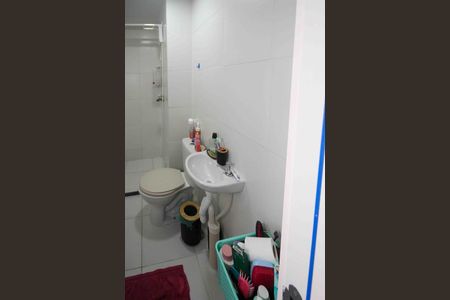 Apartamento para alugar com 33m², 2 quartos e sem vagaBanheiro