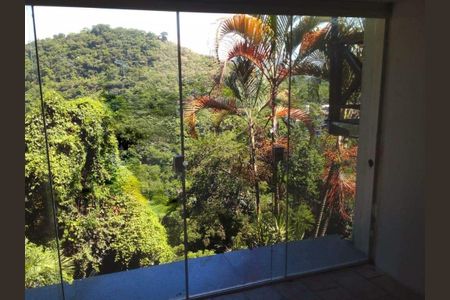 Apartamento à venda com 120m², 3 quartos e sem vaga