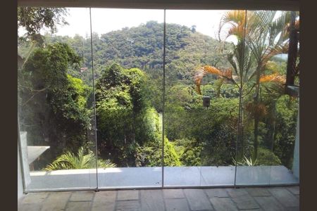 Apartamento à venda com 120m², 3 quartos e sem vaga