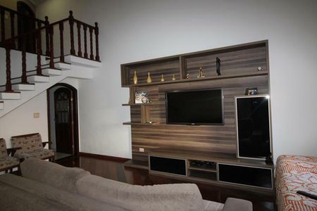 Casa à venda com 3 quartos, 150m² em Vila Camilópolis, Santo André