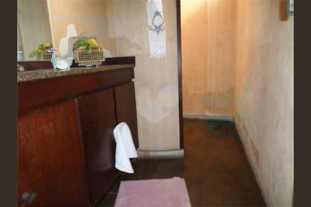 Casa à venda com 695m², 4 quartos e 6 vagas