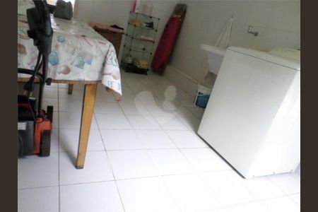 Casa à venda com 695m², 4 quartos e 6 vagas