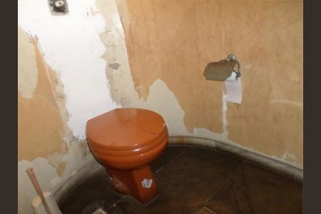 Casa à venda com 695m², 4 quartos e 6 vagas