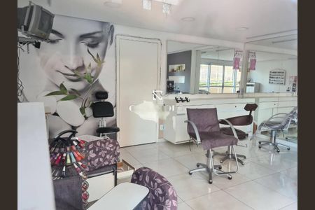 Apartamento à venda com 2 quartos, 42m² em Canhema, Diadema