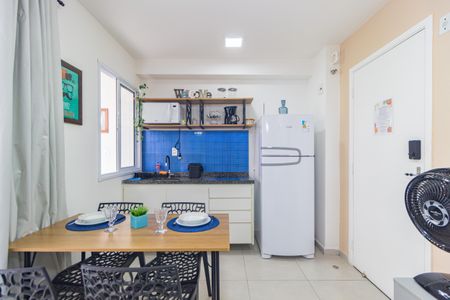 Studio à venda com 28m², 1 quarto e sem vaga Studio à venda com 28m², 1 quarto e sem vagaCozinha