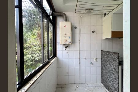 Apartamento à venda com 86m², 3 quartos e 1 vaga Apartamento à venda com 86m², 3 quartos e 1 vagaÁrea de serviço