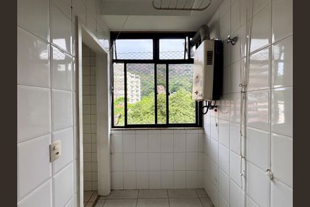 Apartamento à venda com 86m², 3 quartos e 1 vaga Apartamento à venda com 86m², 3 quartos e 1 vagaÁrea de serviço