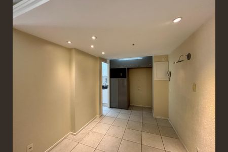 Apartamento à venda com 86m², 3 quartos e 1 vaga Apartamento à venda com 86m², 3 quartos e 1 vagaSala