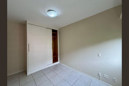 Apartamento à venda com 86m², 3 quartos e 1 vaga Apartamento à venda com 86m², 3 quartos e 1 vagaSuíte
