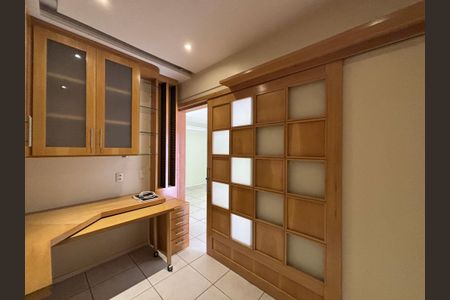 Apartamento à venda com 86m², 3 quartos e 1 vaga Apartamento à venda com 86m², 3 quartos e 1 vagaEscritório- quarto 1