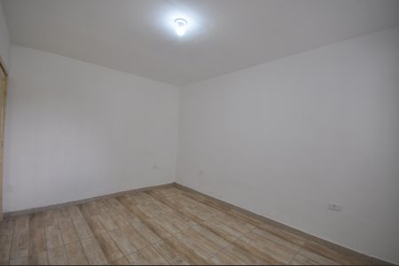 Casa para alugar com 131m², 2 quartos e 2 vagasQuarto 1