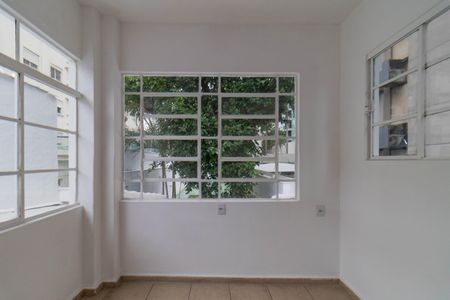 Casa à venda com 271m², 3 quartos e 2 vagas Casa à venda com 271m², 3 quartos e 2 vagasQuarto 7