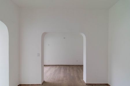 Casa à venda com 271m², 3 quartos e 2 vagas Casa à venda com 271m², 3 quartos e 2 vagasQuintal