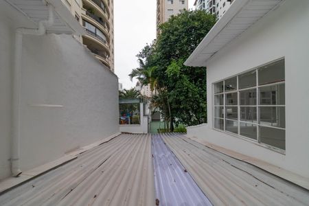 Casa à venda com 271m², 3 quartos e 2 vagas Casa à venda com 271m², 3 quartos e 2 vagasVista do Quarto 6