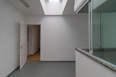 Casa à venda com 271m², 3 quartos e 2 vagas Casa à venda com 271m², 3 quartos e 2 vagasCozinha