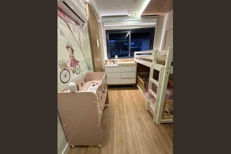 Apartamento à venda com 72m², 2 quartos e 1 vaga