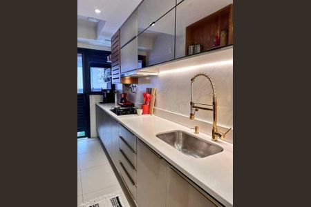Apartamento à venda com 72m², 2 quartos e 1 vaga