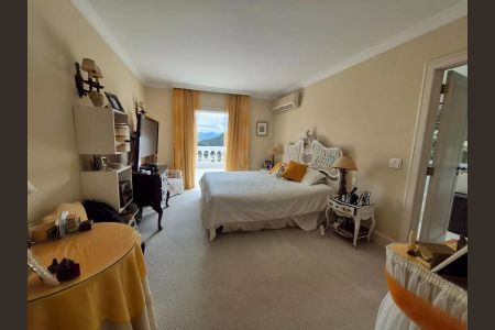 Casa à venda com 600m², 5 quartos e 4 vagas