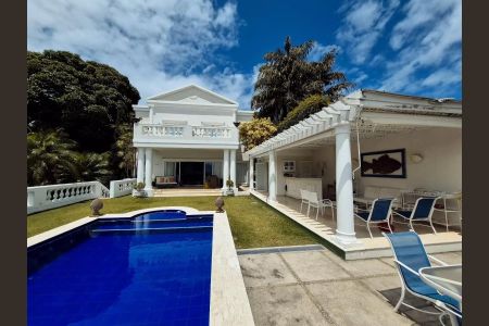 Casa à venda com 600m², 5 quartos e 4 vagas