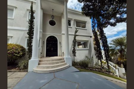 Casa à venda com 600m², 5 quartos e 4 vagas