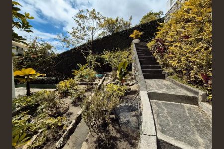 Casa à venda com 600m², 5 quartos e 4 vagas