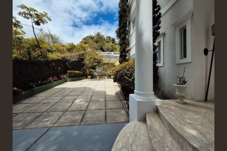 Casa à venda com 600m², 5 quartos e 4 vagas