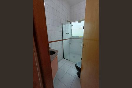 Casa à venda com 3 quartos, 165m² em Parque das Nações, Santo André