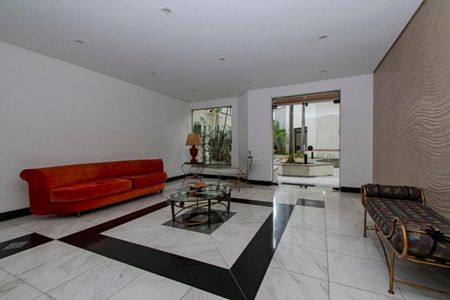 Apartamento à venda com 200m², 4 quartos e 3 vagas Apartamento à venda com 200m², 4 quartos e 3 vagasHall de entrada