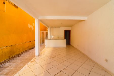 Casa para alugar com 150m², 3 quartos e 2 vagas Casa para alugar com 150m², 3 quartos e 2 vagasChurrasqueira / Lavanderia