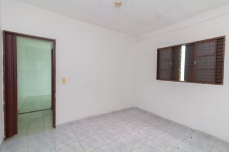 Casa para alugar com 37m², 1 quarto e 1 vagaSala/Quarto