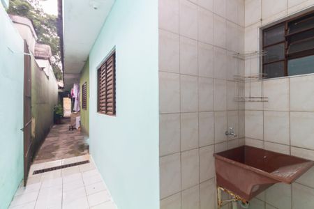 Casa para alugar com 37m², 1 quarto e 1 vagaÁrea de Serviço