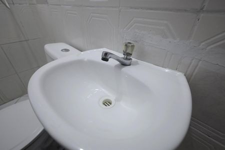 Casa para alugar com 50m², 1 quarto e sem vagaBanheiro