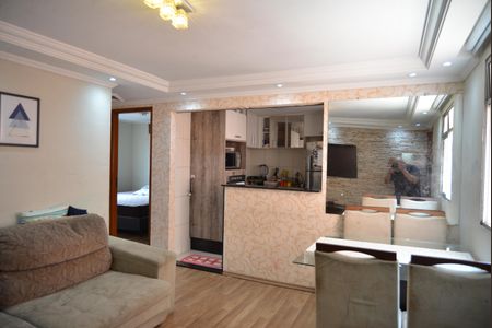 Sala de apartamento para alugar com 2 quartos, 56m² em Vila Camilópolis, Santo André