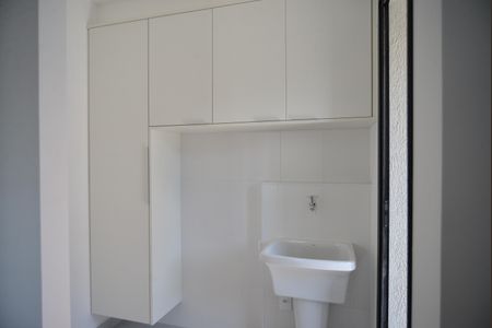 Apartamento para alugar com 64m², 2 quartos e 1 vagaÁrea de Serviço